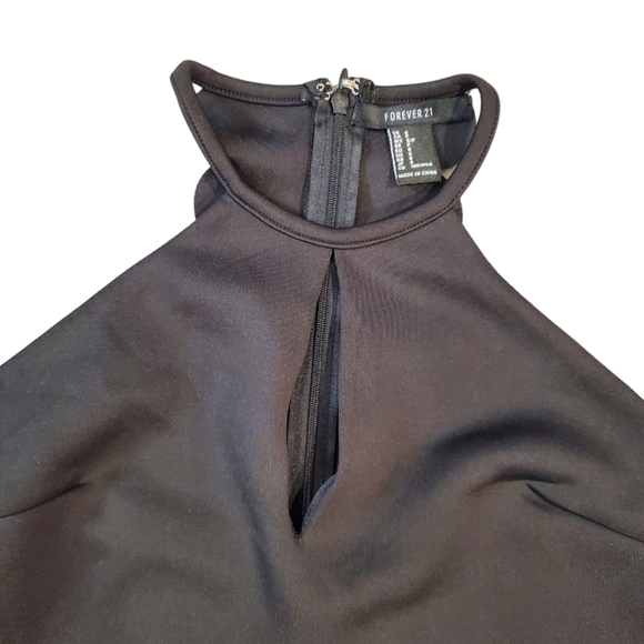 Forever 21 Dress Womens Size Small Black Keyhole Front Halter Neck Bodycon Dress - Picture 10 of 13